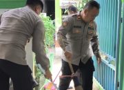 Polsek Pademangan Gelar Program Bang Jasri, Bersih-Bersih Masjid Perkuat Sinergi Polri dan Masyarakat