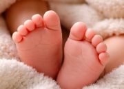 Bayi Perempuan Ditemukan Hidup di Dalam Tas Hitam di Tempat Sampah Pasar Nalo Pademangan