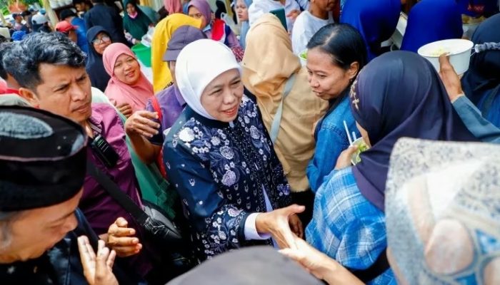 Open House Lebaran Gubernur Khofifah Didatangi Ribuan Warga