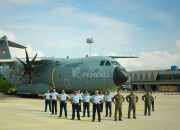 Penerbangan Perdana ke Timika, A400M TNI AU Mendarat di Lanud Yohanis Kapiyau