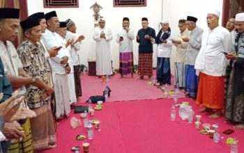 ‎Peringati Haul Sohibul Rotib, Majlis El-Fatih Cipanas Gelar Buka Bersama dan Doa Bersama
