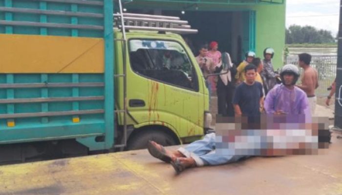 Sopir Truk Asal Sidrap Ditikam OTK di Jalan Poros Barru, Pelaku Kabur Gunakan Avanza Hitam