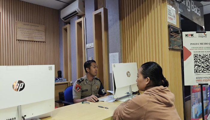 Urus Surat Kehilangan ATM, Warga Apresiasi Pelayanan SPKT Polda Metro Jaya