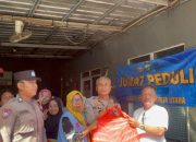 Polsek Koja Gelar Jumat Peduli, Bagikan 300 Paket Makanan Bergizi untuk Warga Tugu Selatan