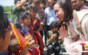 ‎Wakil Bupati Taput Sambut Kunjungan Menpar RI di Muara, Paparkan Rencana Open Water Swimming 2026