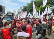 100 Orang Buruh Datangi DPR/MPR dalam Rangka Mayday, Polda Metro Jaya Menyambut dengan Humanis