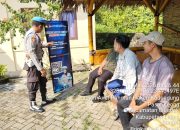 Kanit Provos Polsek Cibadak Polres Lebak Sosialisasikan QR Barcode Propam Polri Kepada Masyarakat