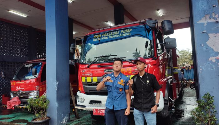 Peduli Pelayanan Publik, Wartawan Targetberita.co.id Sambangi Pos Damkar sektor Cengkareng
