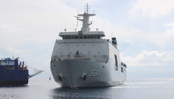 Danlanal Nias Pimpin Merplug Sambut KRI Semarang-594, Gelar “Open Ship” Edukasi Warga Nias