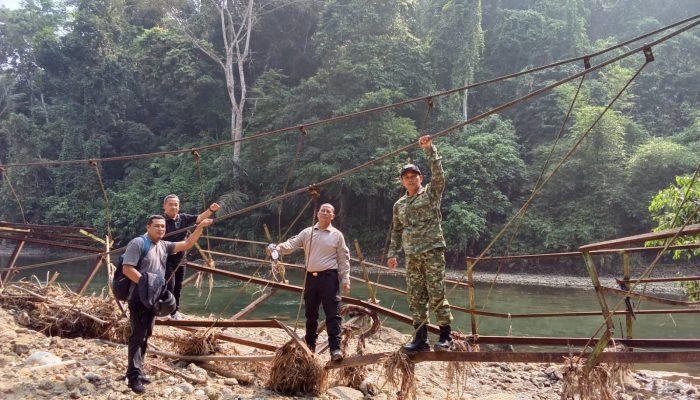Forkopimcam Leuwidamar Gerak Cepat Tinjau Jembatan Gantung Ambruk Penghubung Empat Kampung