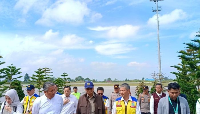 Wabup Taput Sambut Menteri PU Ir.Anggodo, Sampaikan Permohonan Peningkatan Jalan Nasional Silangit – Tarutung