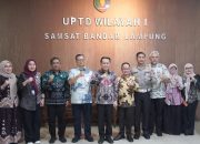 Tingkatkan Kualitas Pelayanan dan Pendapatan, Direktur Operasional Jasa Raharja Berikan Pembinaan di Lampung dan Tinjau Samsat Rajabasa