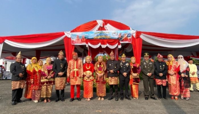 ‎Semangat “Bergerak, Berdampak, dan Berbinar” Warnai Peringatan HUT ke-18 Kabupaten Bengkulu Tengah
