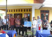 ‎Pemkab Tapanuli Utara gandeng TJSL PT. Taspen Berikan 1.500 Bibit Durian Unggul Kepada Petani di Kecamatan Parmonangan