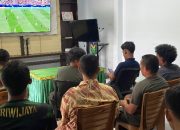 Guncang Layar Lebar! Nobar Piala Dunia 2026 Kodim 0423/BU dan Warga Gunung Selan Pecah!