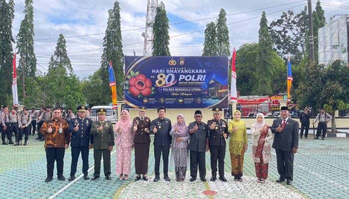 Sinergi TNI-Polri, Kodim 0423/BU Hadiri Upacara HUT ke-80 Bhayangkara