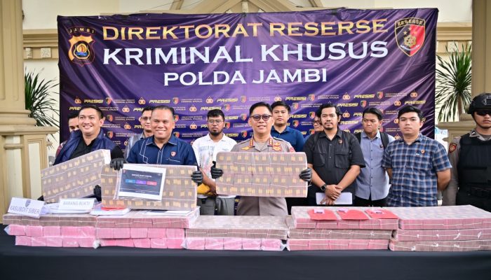 Ditreskrimsus Polda Jambi Ungkap Pembobolan Bank Jambi Rp. 144,82 Miliar, Tiga Tersangka Diamankan