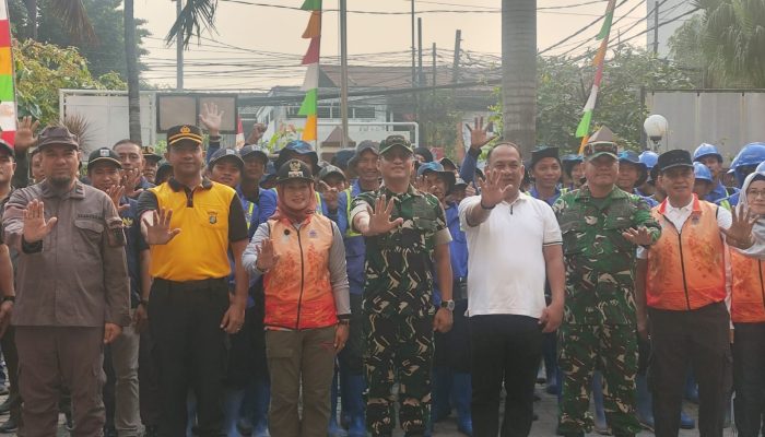 Gerbek Lumpur Serentak Dimulai, Pemkot Jakbar Targetkan Titik Banjir Berkurang Signifikan pada 2027