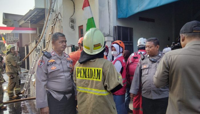Kebakaran Rumah di Jalan Mahoni Koja Api Berhasil Dipadamkan, Polisi Selidiki Dugaan Korsleting Listrik