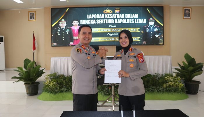 Polres Lebak Gelar Apel Satuan dan Farewell Parade Sambut Kapolres Baru dan Lepas Pejabat Lama