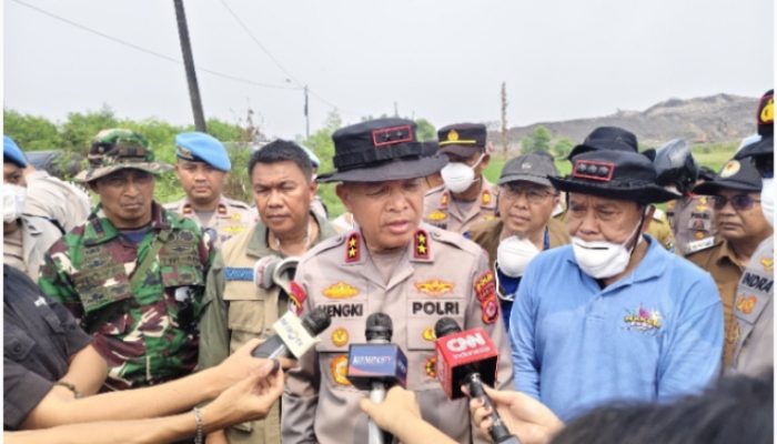 Kapolda Banten Pastikan Penanganan Kebakaran TPA Jatiwaringin Berjalan Optimal