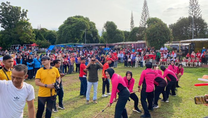 Sinergi TNI-Polri dan Pemkab Bengkulu Utara Padati Alun-Alun Rajo Malin Paduko, Gelar Apel dan Lomba HUT RI ke-81