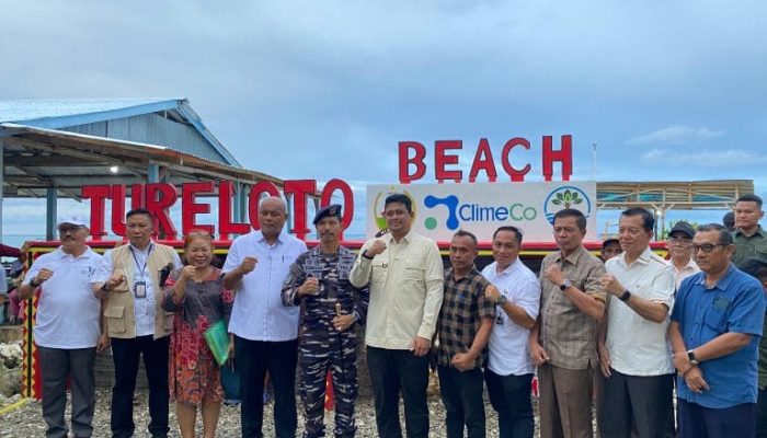Komandan Lanal Nias Dampingi Gubernur Sumut Bobby Nasution Tinjau Fasilitas Kesehatan dan Budidaya Rumput Laut di Nias Utara