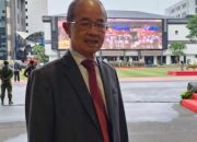 Luhut dan Maruli Melayat Alm Kenan Simanjuntak di Rumah Duka