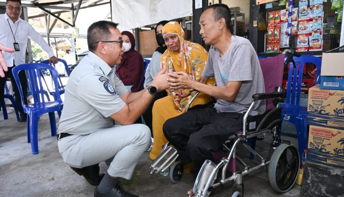 Dalam 24 Jam, Dirut Jasa Raharja Serahkan Santunan kepada Ahli Waris Korban Kebakaran KMP Putri Yasmin