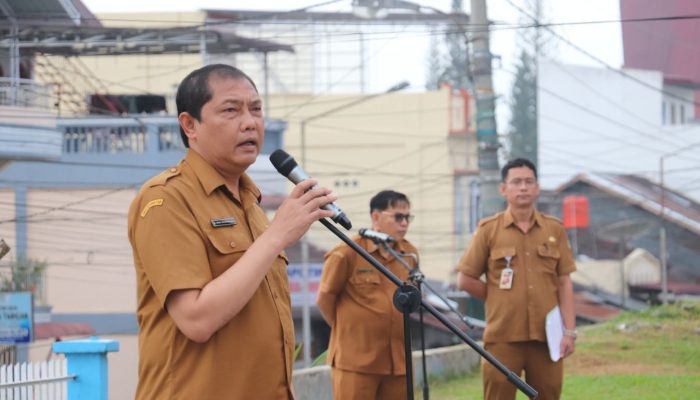 Direktur RSUD Tarutung Tegaskan Pegawai Harus Memperhatikan Kenyamanan Pasien dan Keluarga