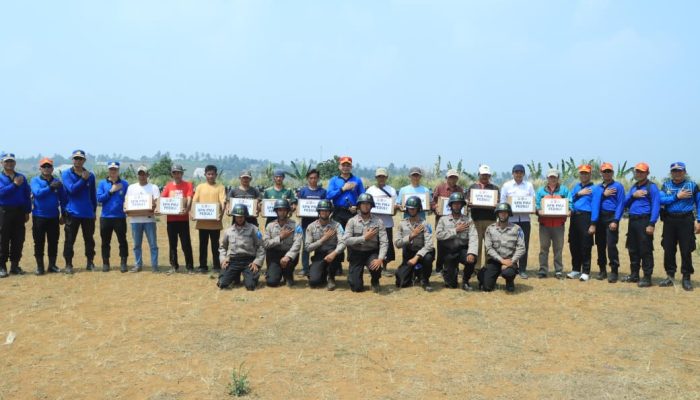 Melatih kepedulian Sosial saat Expedisi Darat Tupdasbhara Siswa Diktukba SPN PMJ Wujudkan Semangat Bhayangkara Peduli sosial