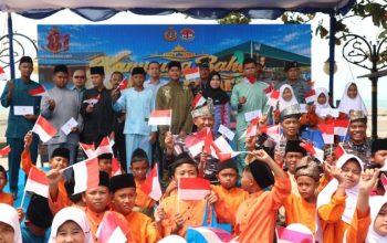 Prajurit Lanal Bintan Turut Serta Mendukung Bakti Kesehatan dan Bakti Sosial Kampung Bahari Nusantara Warna-Warni Pulau Penyengat