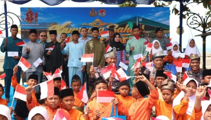 Prajurit Lanal Bintan Turut Serta Mendukung Bakti Kesehatan dan Bakti Sosial Kampung Bahari Nusantara Warna-Warni Pulau Penyengat