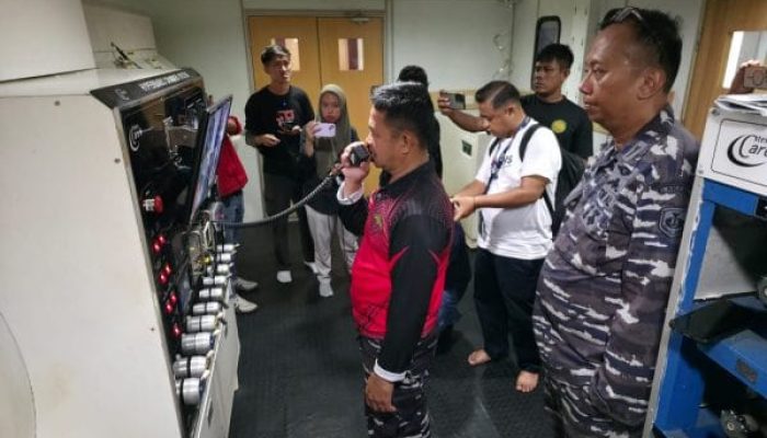 Dukung Keselamatan Operasi SAR, Tim Ahli TNI AL Sukses Uji Fungsi Chamber Hyperbarik KN SAR Purworejo
