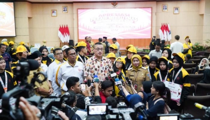 ‎JAKARTA BARAT BERHASIL CETAK SEJARAH JUARA UMUM POPPROV DKI 2026, ATLET HINGGA PELATIH DIANUGERAHI BONUS RATUSAN JUTA