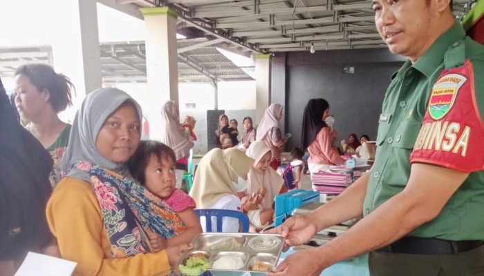 KORAMIL LAIS KAWAL PROGRAM MAKAN BERGIZI GRATIS, 2.388 PENERIMA MANFAAT DI PADANG JAYA RASAKAN MANFAATNYA