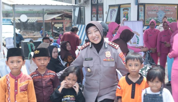 Polisi Hadir di Tengah Masyarakat, Polres Lampung Utara Gelar Bakti Kesehatan Sunat Gratis di Tugu Payan Mas