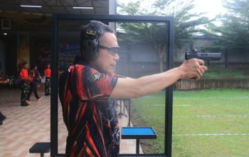 Asah Kemampuan dan Perkuat Sinergi, Dansat Brimob Polda Jabar Ikuti Lomba Menembak Pangkorpasgat Open 2026