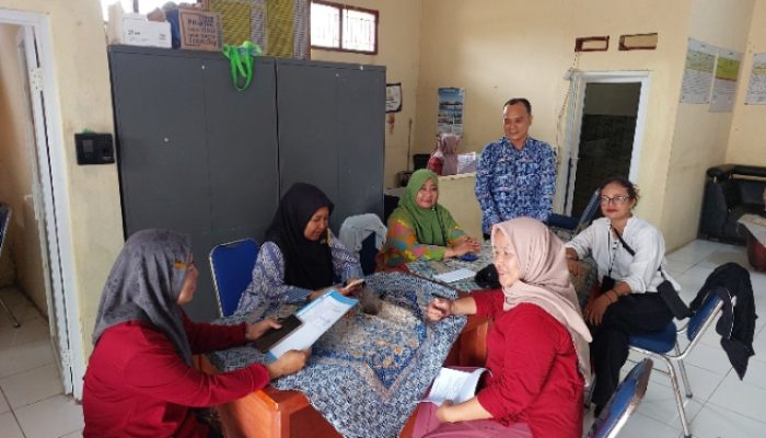‎Dedikasi Tanpa Batas, Pelayanan Prima Kel. Tinggar Menuai Pujian Warga
